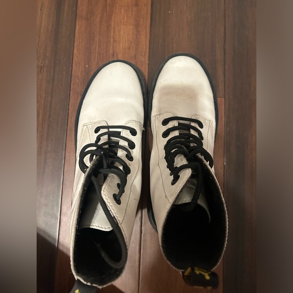 DOC MARTINS - Picture 3 of 6